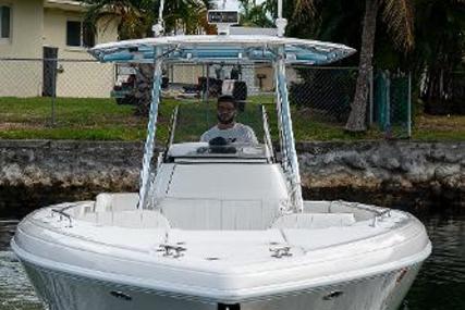 Intrepid 323 Center Console