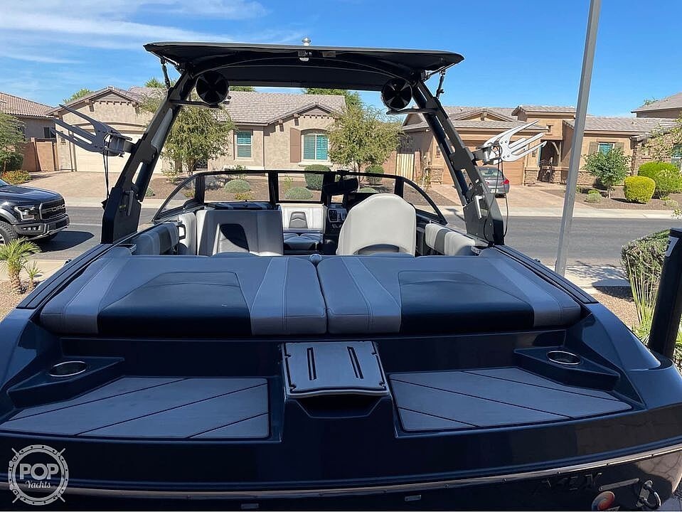 Crownline Wakesetter 21 Mlx