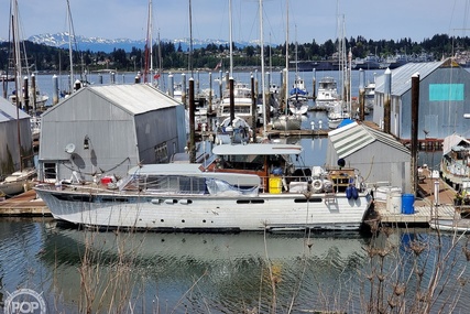 Chris Craft Constellation 55