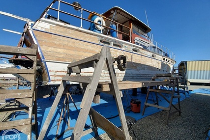 Chris Craft Constellation 55