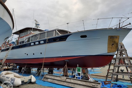 Chris Craft Constellation 55