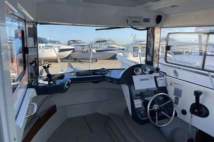 Arvor 730 Pilothouse