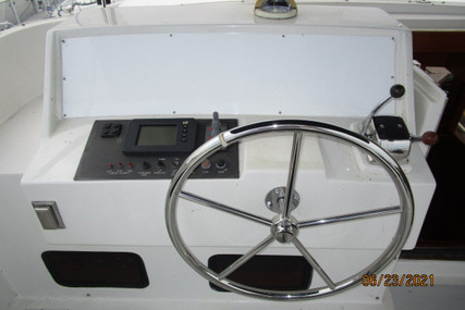 Symbol "45" Pilothouse