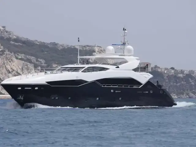 Sunseeker Sport Yacht 115