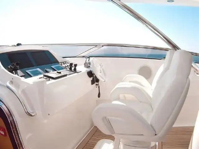 Sunseeker Sport Yacht 115