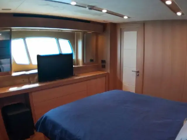 Sunseeker Sport Yacht 115