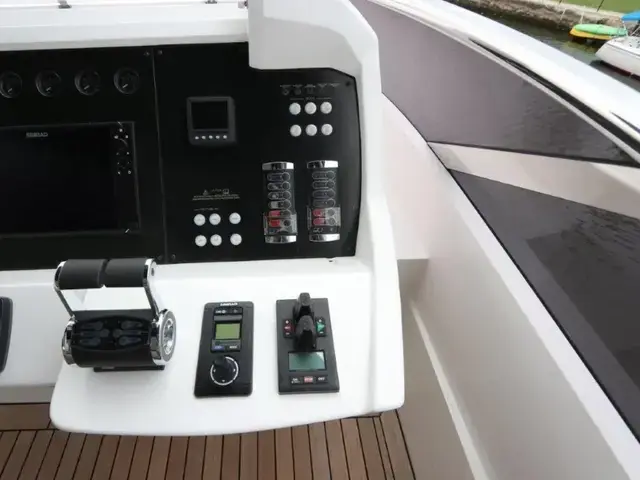 Sunseeker Yacht