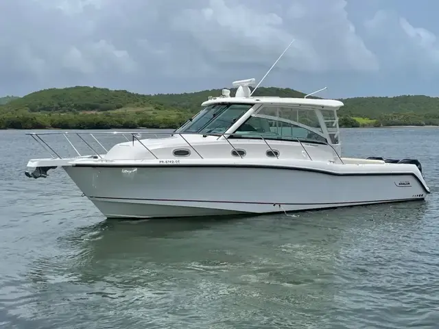 Boston Whaler 345 Conquest