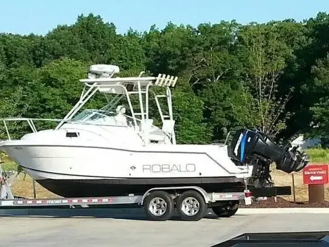 Robalo 235 WA