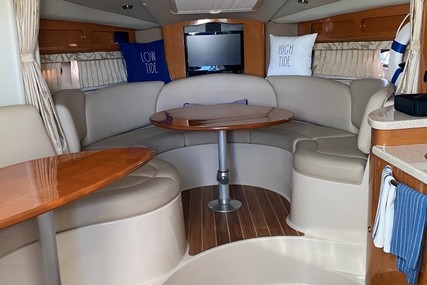 Chaparral 330 Signature