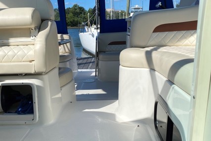 Chaparral 330 Signature