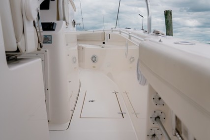 Cobia 344 Center Console