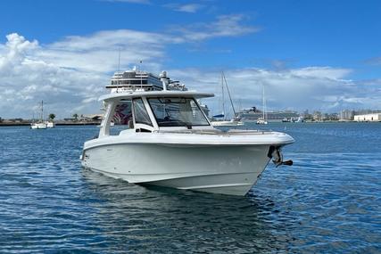 Boston Whaler 350 Realm