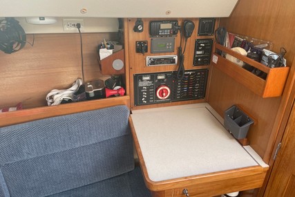 Catalina 309 with Generator