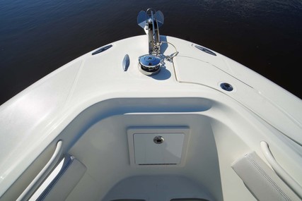 Hydra Sports 3400 Center Console