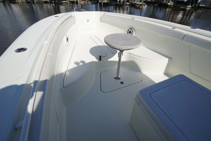 Hydra Sports 3400 Center Console