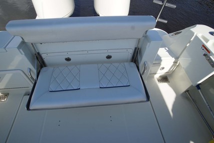 Hydra Sports 3400 Center Console