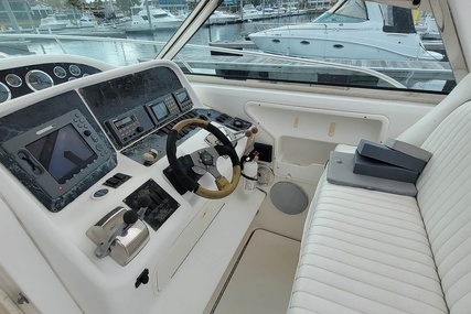 Sea Ray 370 Express