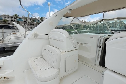 Sea Ray 370 Express