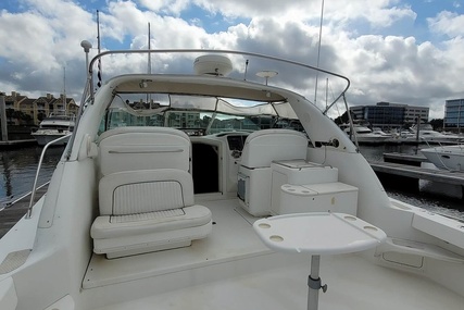 Sea Ray 370 Express