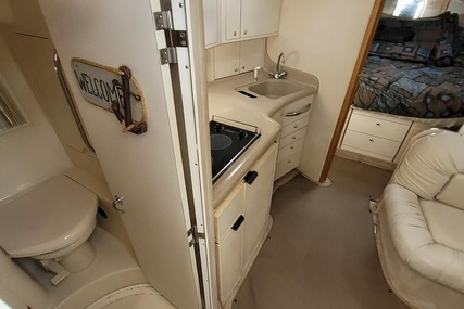 Sea Ray 370 Express