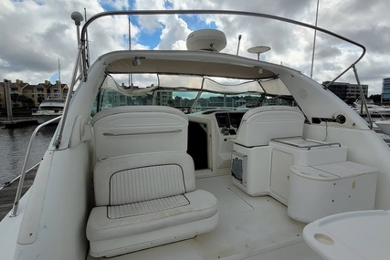 Sea Ray 370 Express