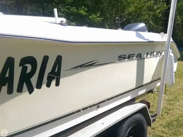 Sea Hunt Victory 225