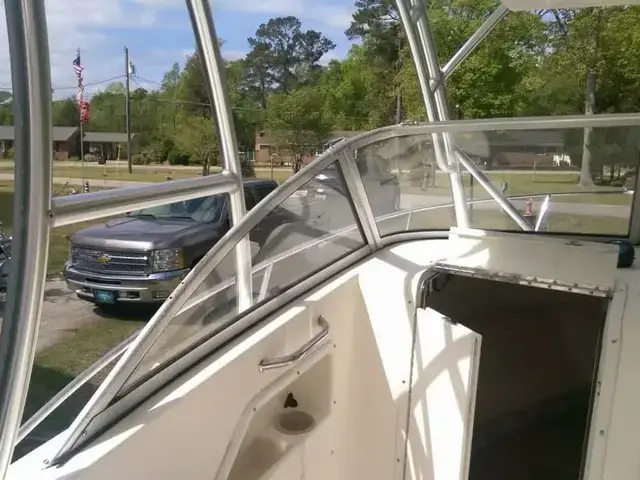 Sea Hunt Victory 225