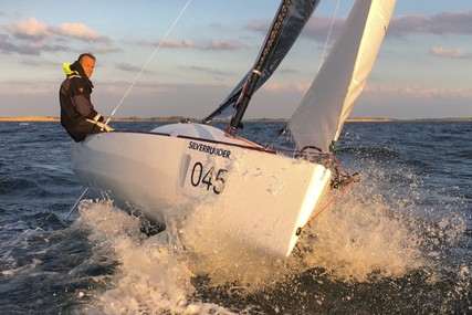 Beneteau First 18 Se