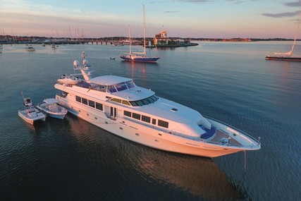 Intermarine Flybridge