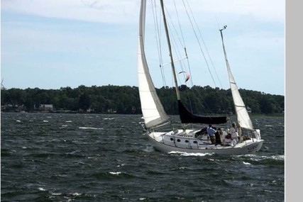 Alerion Express 38 Yawl