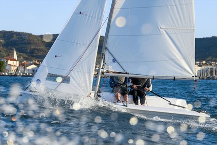 Beneteau First 14