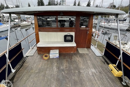 Chris Craft Constellation 55