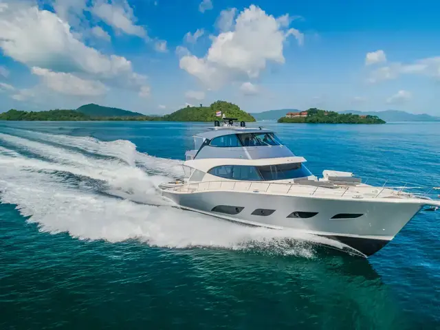 Riviera 68 Sport Motor Yacht