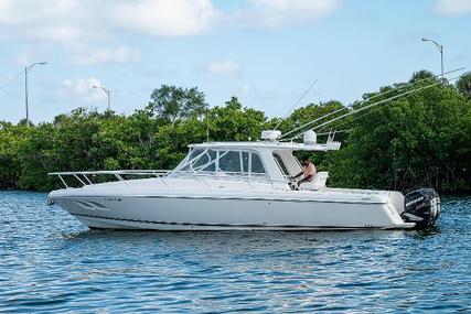 Intrepid 390 Sport Yacht