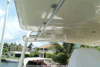 Hatteras Flush Deck Flybridge Motor Yacht