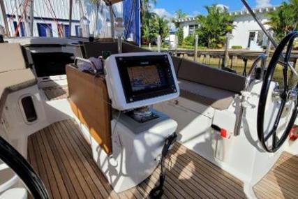 Jeanneau 44 Deck Salon