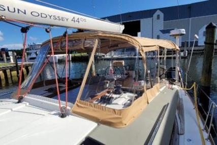 Jeanneau 44 Deck Salon