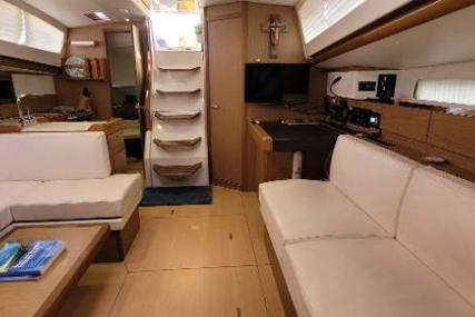 Jeanneau 44 Deck Salon