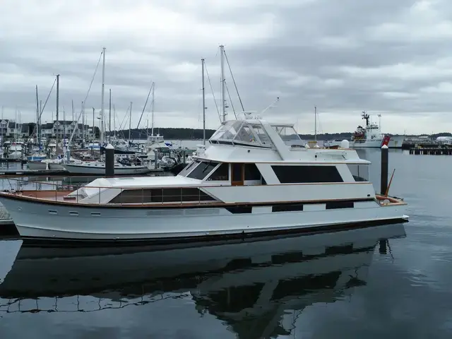 Pacemaker 74 Cockpit Motor Yacht