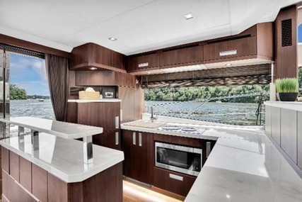 Galeon 650 Sky Deck