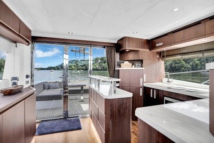 Galeon 650 Sky Deck