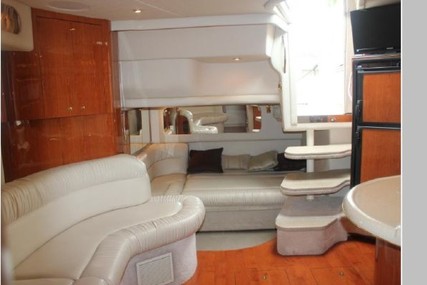 Sea Ray Sundancer 380