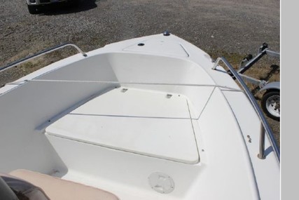 Hydra Sports 170 Center Console