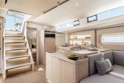 Beneteau Oceanis Yacht 54