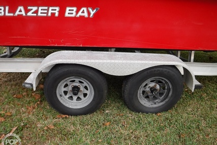 Blazer Bay 2400