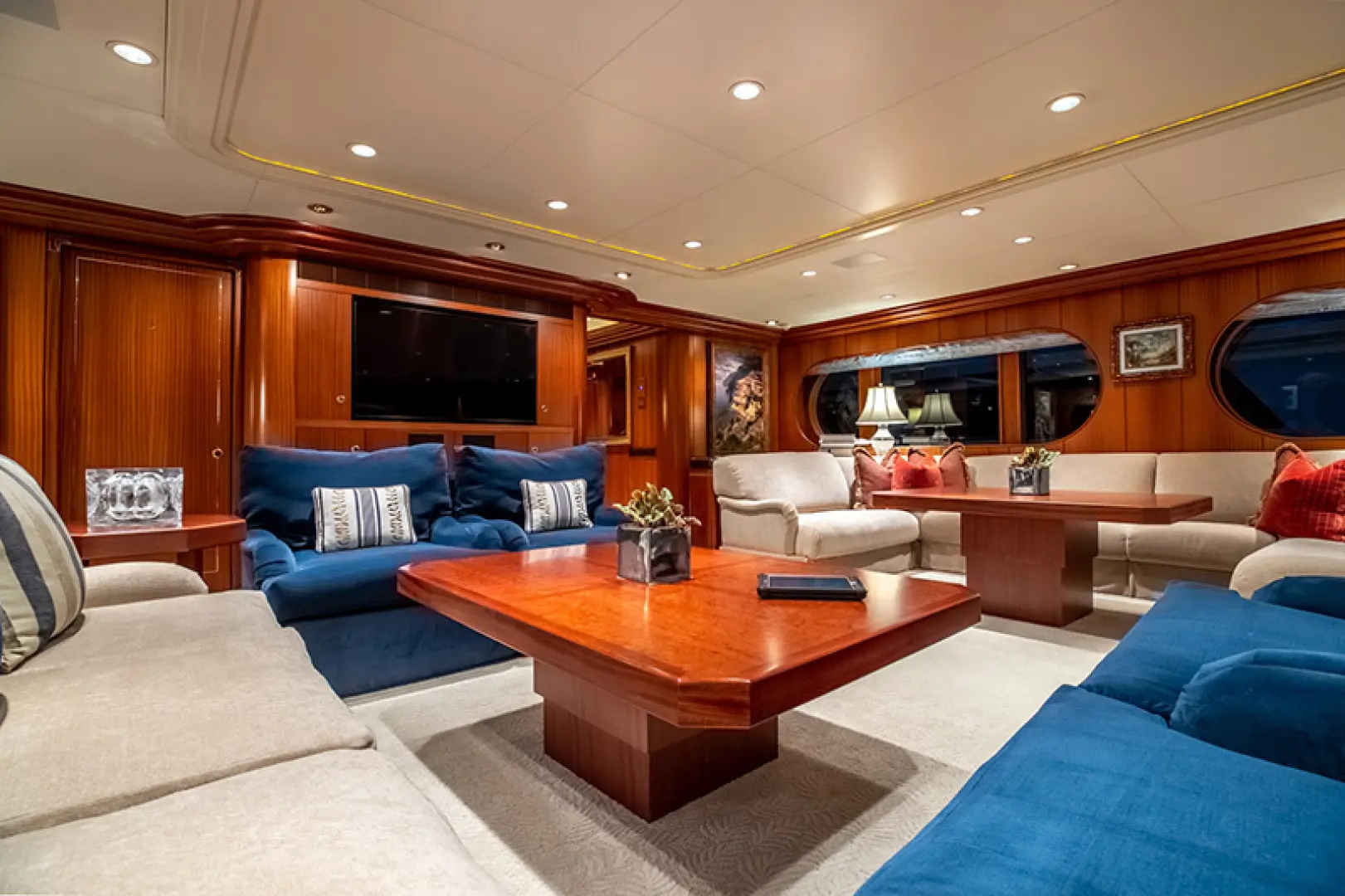 1992 Feadship 140