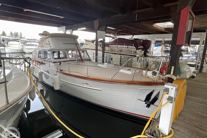 Matthews 42 FLYBRIDGE