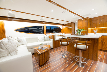 Hatteras GT65 Carolina Series