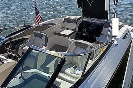 Sea Ray 210 SLX Select